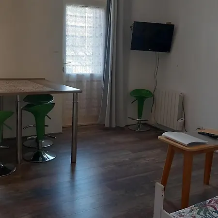 Chez Anne So Apartment *